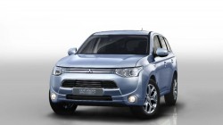 01-2013-mitsubishi-outlander-phev