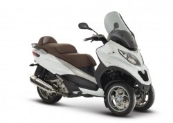 01_new_piaggio_mp3