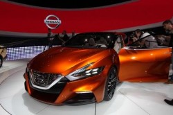 27883625_nissan-sport-sedan-nominata-best-concept-al-naias-2014-3[1]