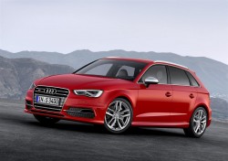 AudiS3Sportback-1