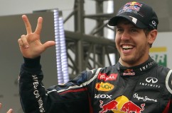 AUTO-PRIX-F1-BRAZIL-VETTEL-CELEBRATION CHAMPION