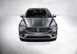 Fiat-Compact-Sedan-22